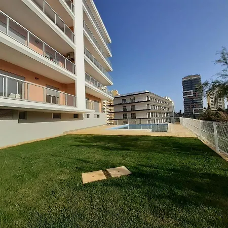 Agosto Azul Flat In Da Rocha *